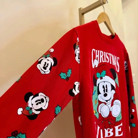 Disney Women's M Mickey Mouse Christmas Pullover Red Sweatshirt Holiday - Picture 8 of 13